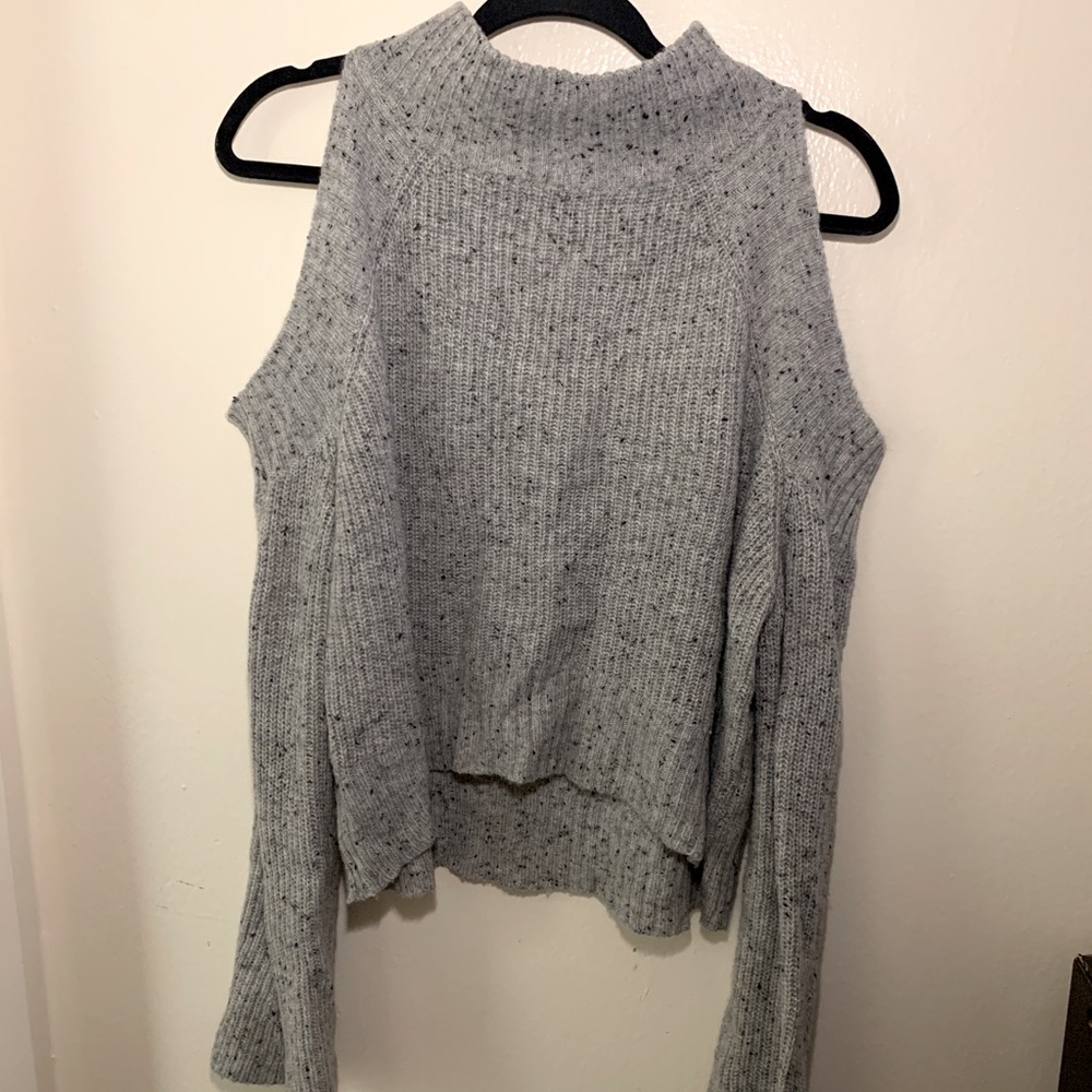 Wide sleeve sweater